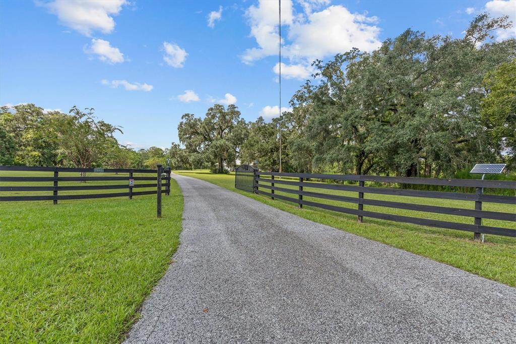 7041 QUARTERHORSE LANE, BROOKSVILLE, FL — photo 4 of 30