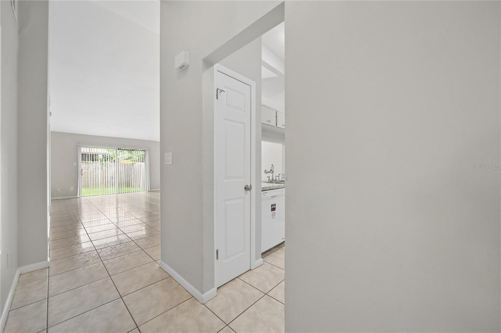 624 S WILDFLOWER COURT, LONGWOOD, FL — photo 4 of 29