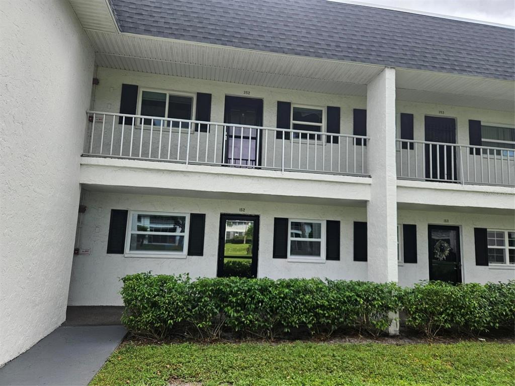 303 47TH AVENUE DR W UNIT 352