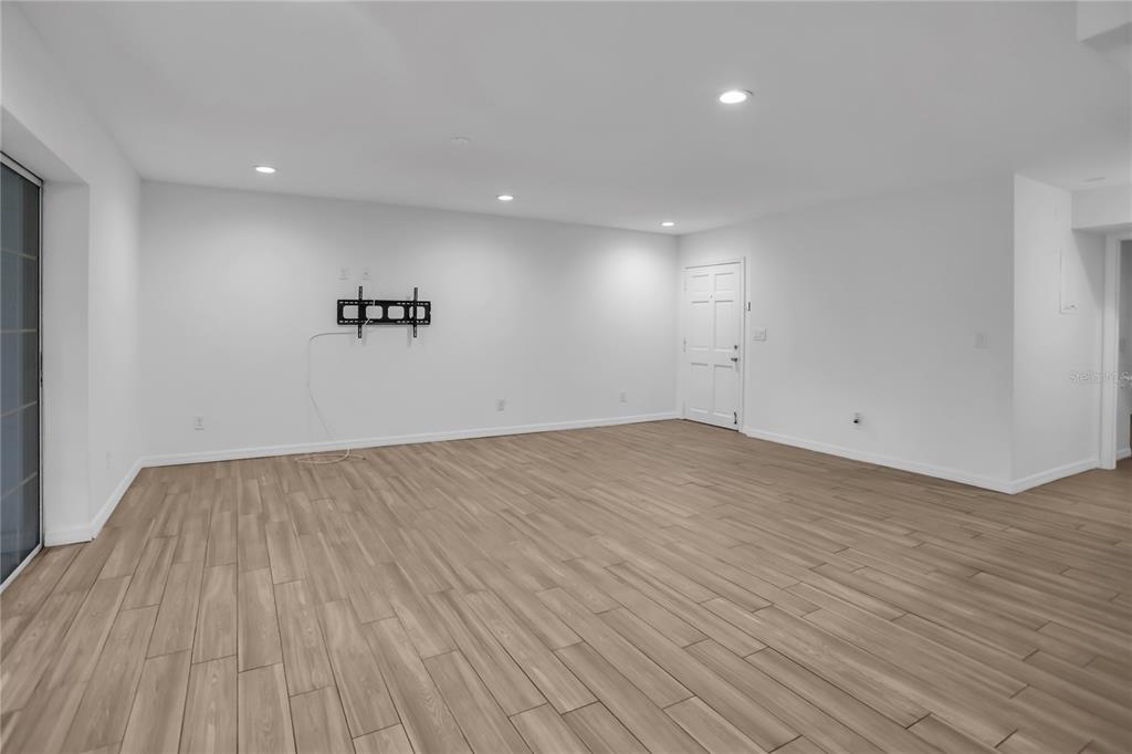 468 W PAR STREET UNIT 468, ORLANDO, FL — photo 3 of 26