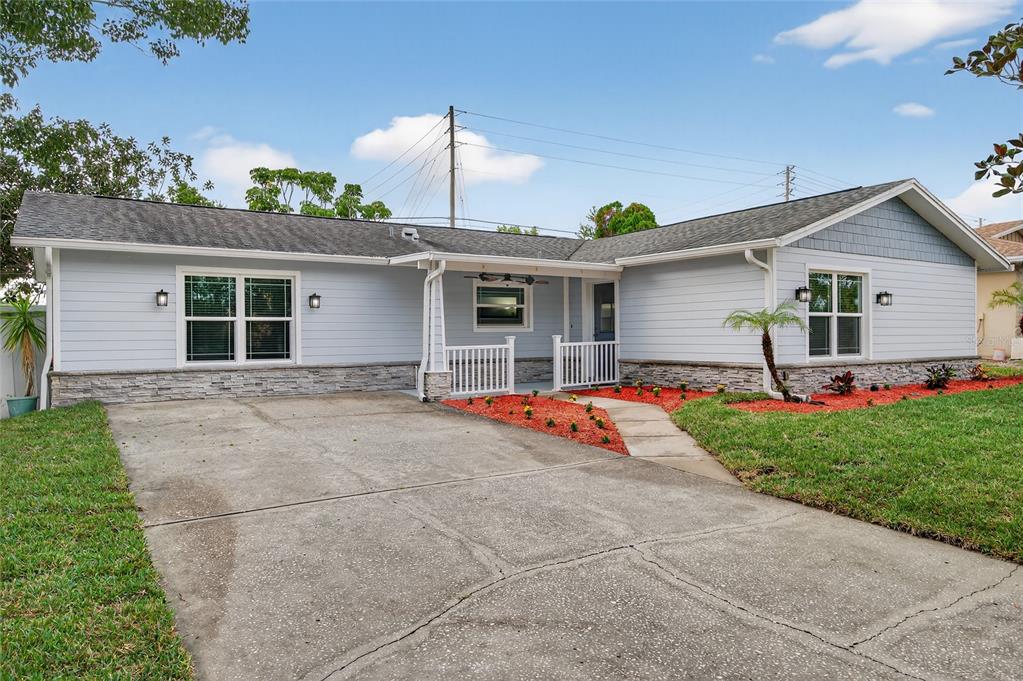 302 LEAFWOOD ROAD