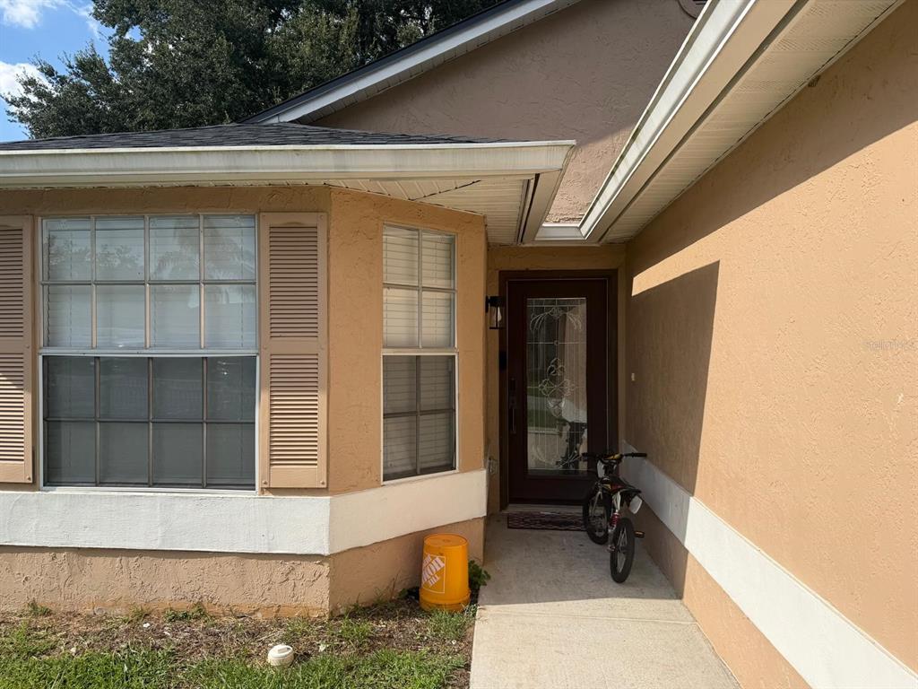 2216 RIDGEMORE DRIVE, VALRICO, FL — photo 2 of 24