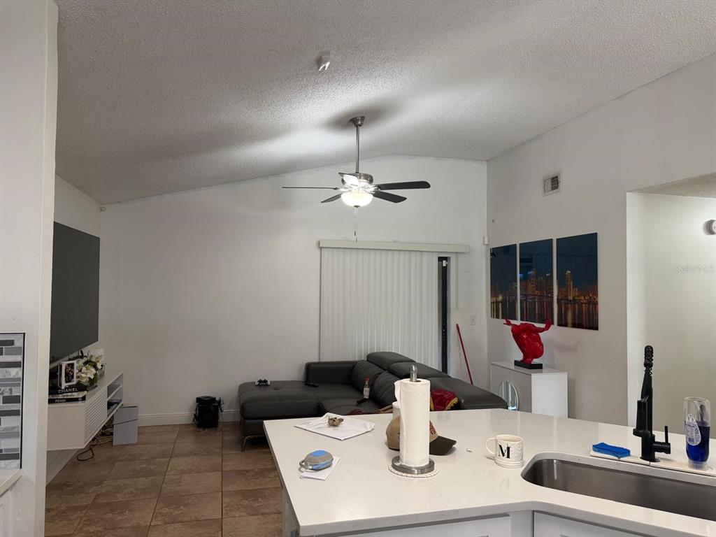 2216 RIDGEMORE DRIVE, VALRICO, FL — photo 4 of 24