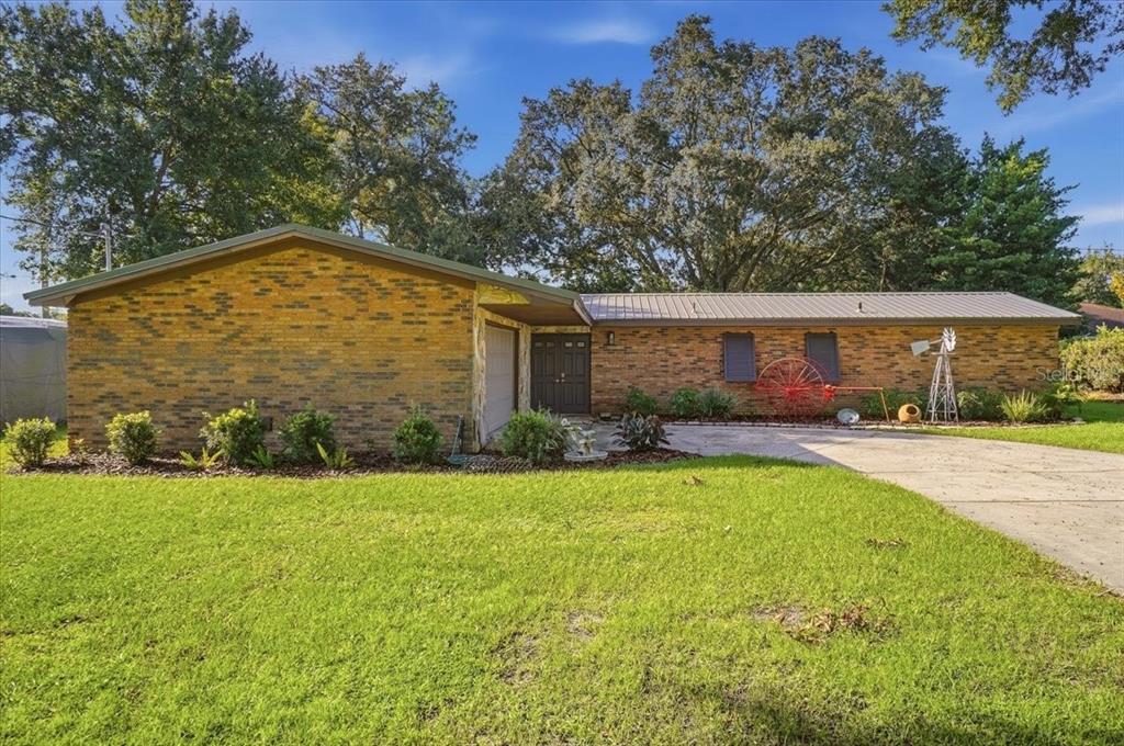 611 E HIGHLAND DRIVE, LAKELAND, FL — photo 3 of 52