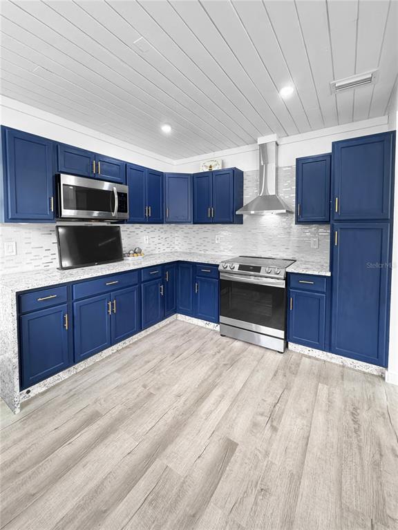 525 S SEMINOLE AVENUE, FORT MEADE, FL — photo 5 of 15