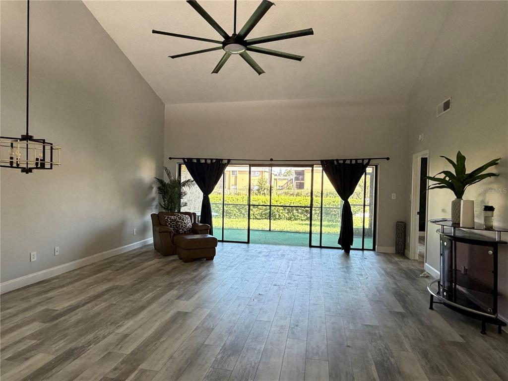 800 WESTWIND LANE, FERN PARK, FL — photo 3 of 30