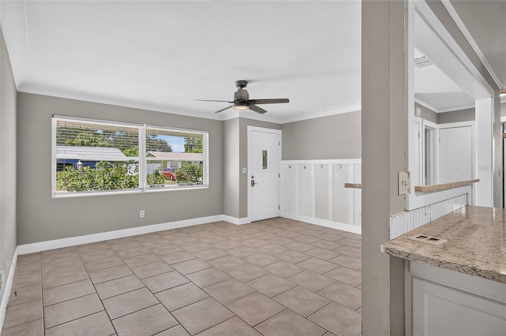 1923 ALBANY DRIVE, CLEARWATER, FL — photo 3 of 30