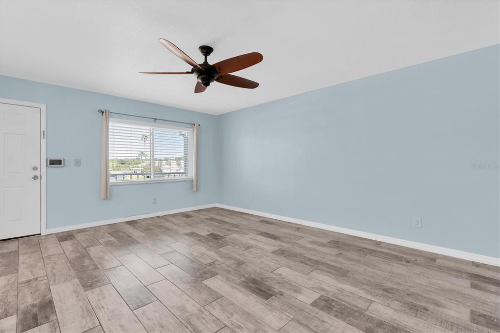 8039 GARDEN DRIVE UNIT 209, SEMINOLE, FL — photo 4 of 23