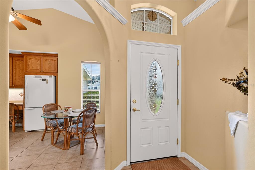 90 GOLFVIEW CIRCLE, UMATILLA, FL — photo 5 of 30