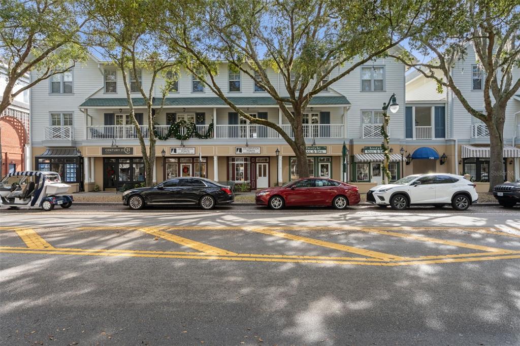 720 CELEBRATION AVENUE UNIT 220