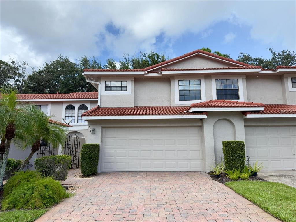 8113 BREEZE COVE LANE